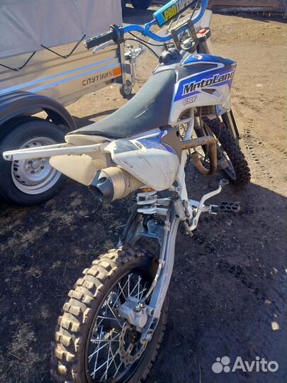 Питбайк Motooland 140 кубов