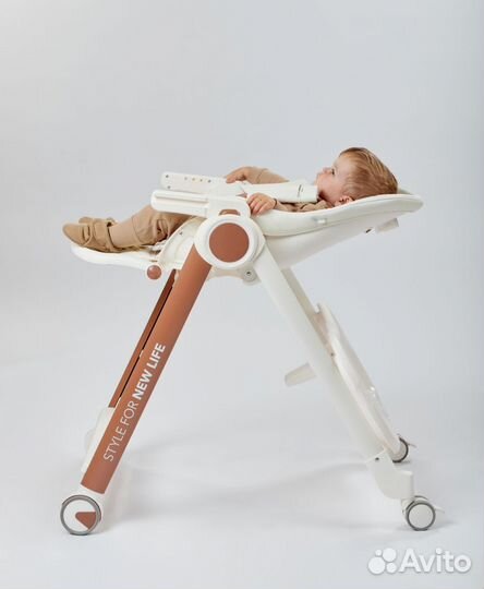 Стульчик для кормления happy baby berny v2