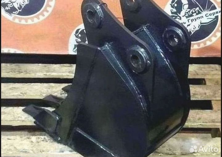 Ковш 300 мм 2-4 тн на Lonking 6035