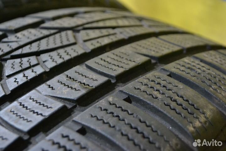 Hankook Winter I'Cept Evo W310 235/45 R18 98V