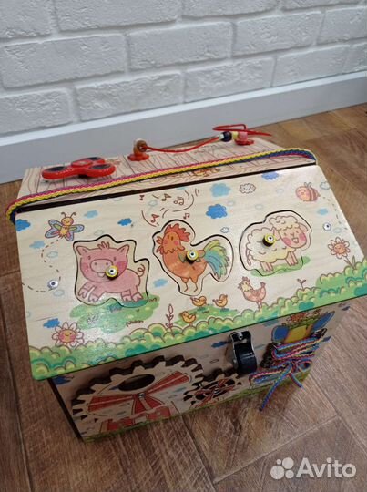 Бизиборд Домик б/у