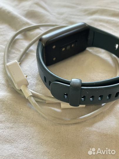 Фитнес браслет huawei band 6