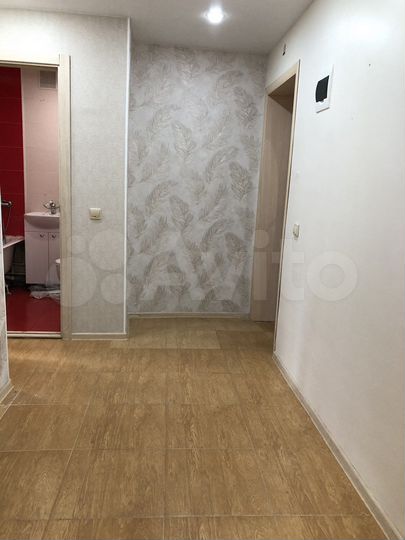2-к. квартира, 43 м², 1/5 эт.