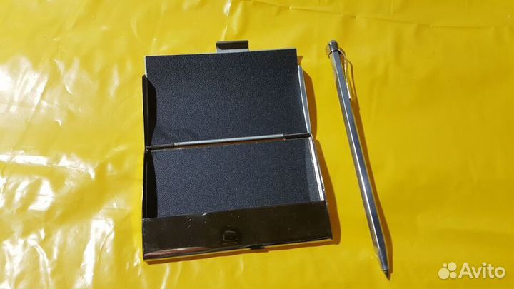 Визитница металлическая киа