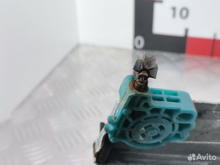 Стеклоподъемник передний левый Renault Twingo