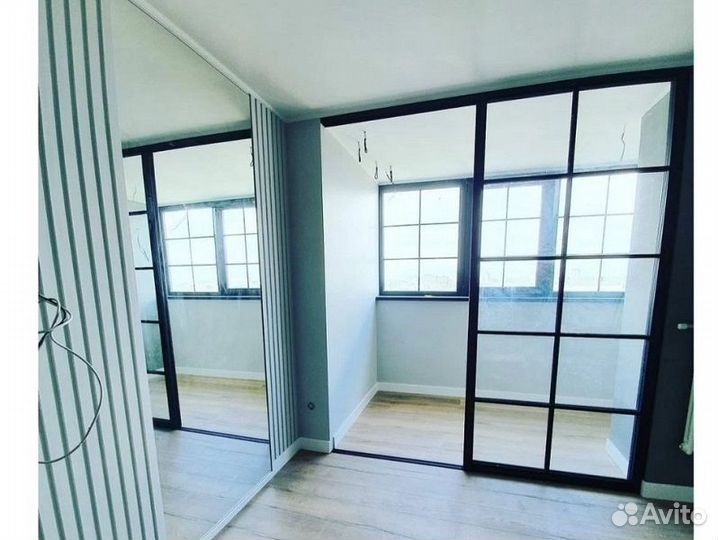 Двери купе в нишу