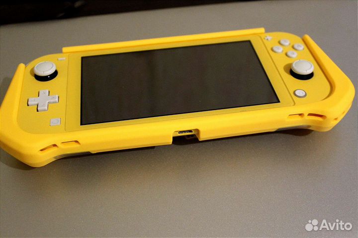 Nintendo switch lite 128Gb + 32Gb много игр