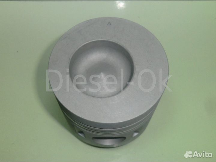 Поршни 4D32 комплект ME012174 STD canter