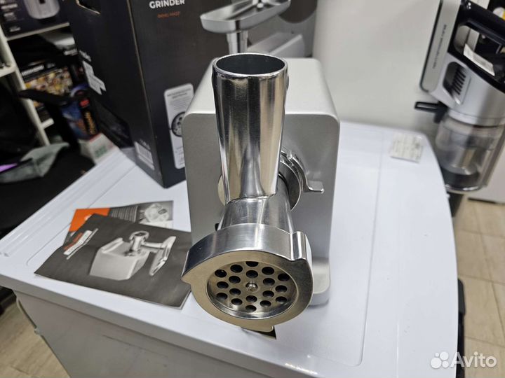 Мощная металлическая мясорубка Reoka rkmg-MA221