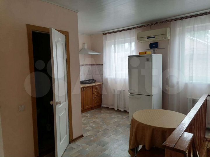 2-к. квартира, 40 м², 2/2 эт.