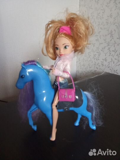 Лошадка для Барби