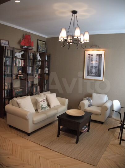 2-к. квартира, 55 м², 1/5 эт.