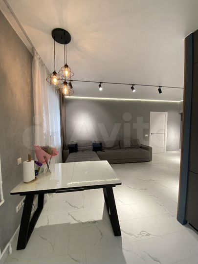 4-к. квартира, 86,4 м², 1/5 эт.