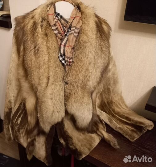 Полушубок из щипанной норки с песцом