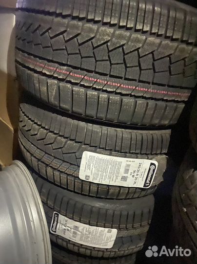 Continental ContiWinterContact TS 860S 245/40 R20 99V