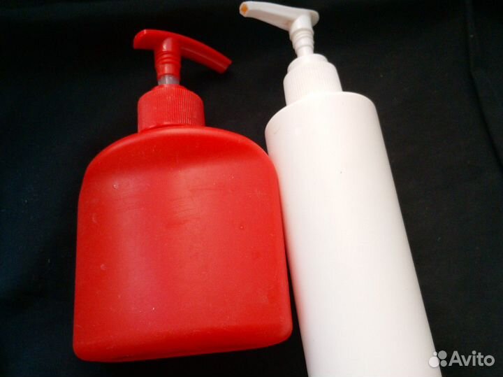 Флаконы с дозатором для косметики