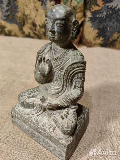 Статуэтка бронза