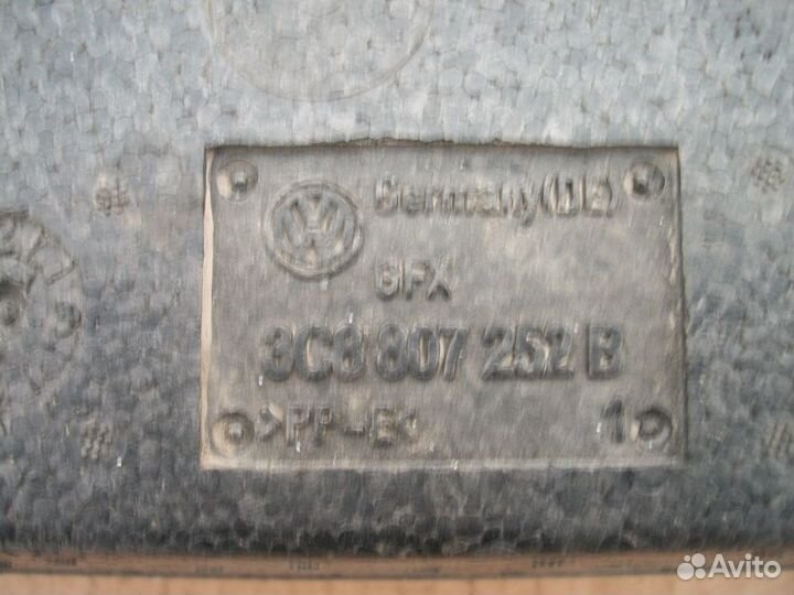 Абсорбер заднего бампера VW Passat CC 2008-2012 г