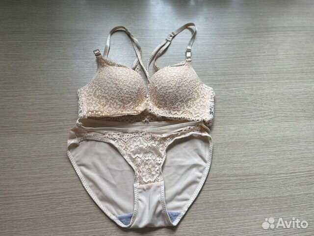 Комплект для девочки новый р. 40