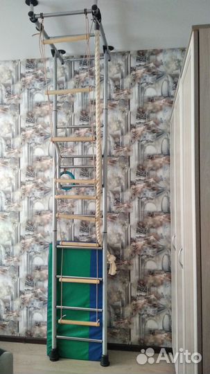 Детская шведская стенка