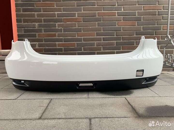 Бампер задний Nissan Almera G15 2012-2018 белый