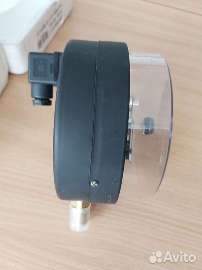 Манометр физтех дм2005ф исп V