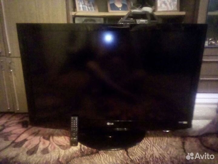 Телевизор LG 42LH-2000-ZA