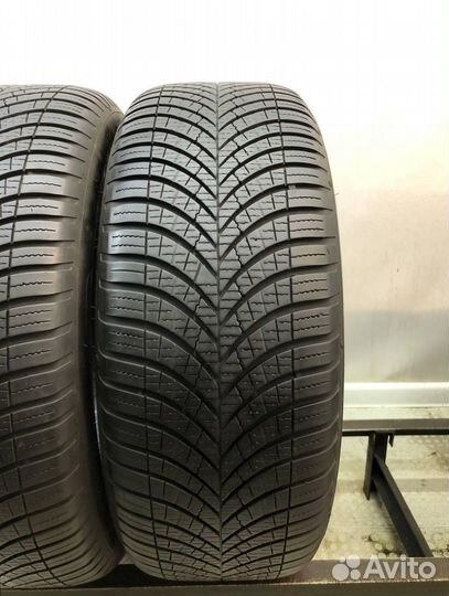 Goodyear Vector 4Seasons Gen-3 235/55 R17 108P