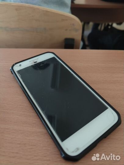 Google Pixel, 4/32 ГБ