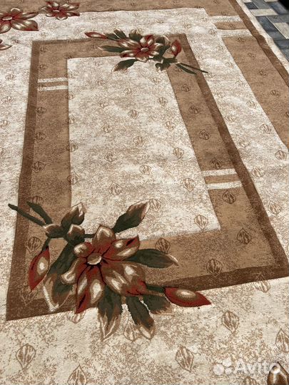 Ковер бу шерстяной