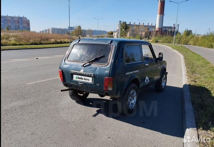 LADA 4x4 (Нива) 1.7 МТ, 2001, 100 000 км