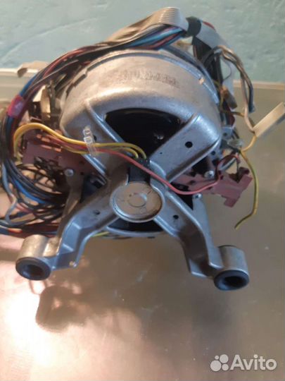 Мотор от стиральной машины