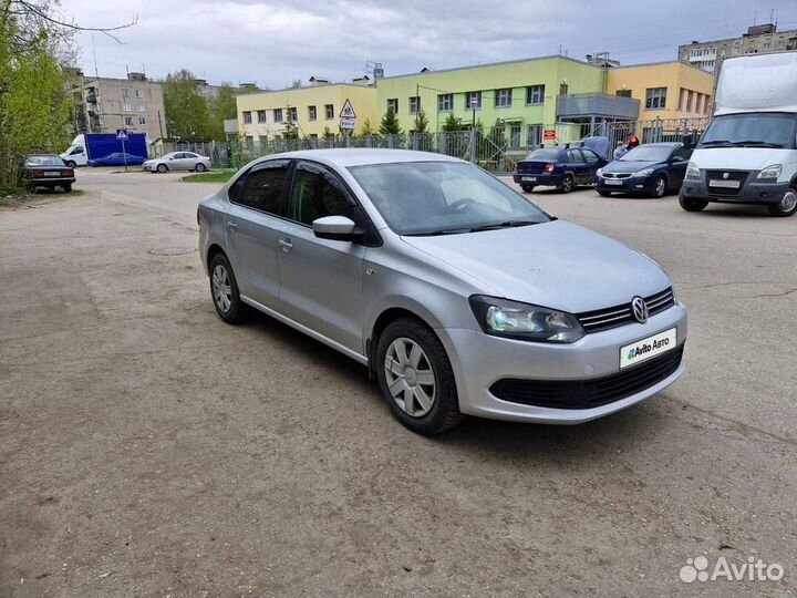 Volkswagen Polo 1.6 AT, 2011, 225 555 км