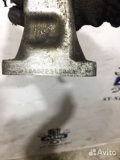 Кронштейн двигателя левый Ssangyong Kyron 1 D20DT