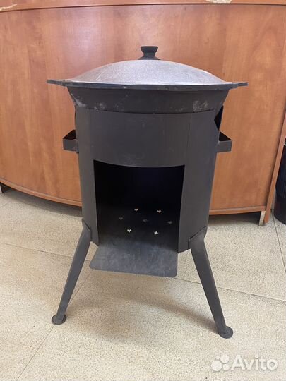 Казан чугунный с печкой