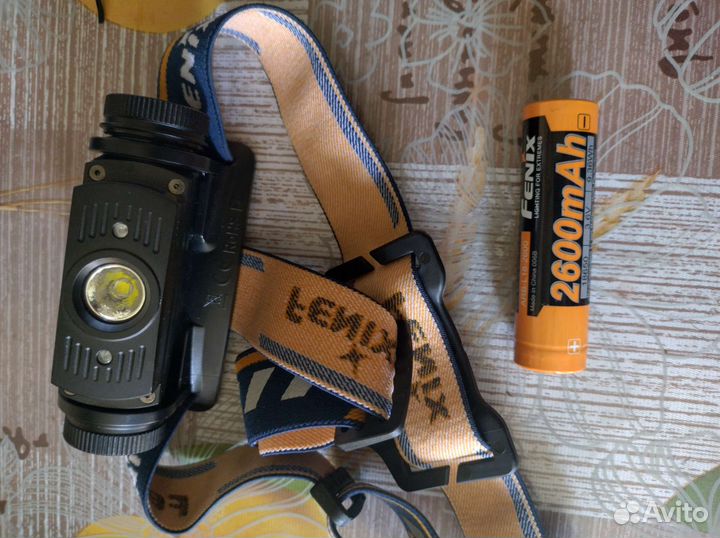 Мощьный налобный фонарь