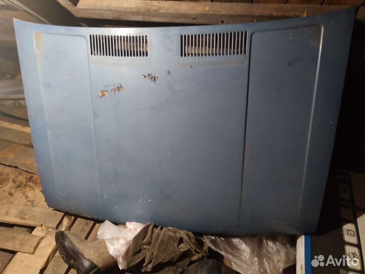 Капот на 2105