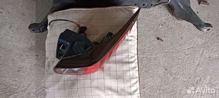 Фонарь задний правый Mazda сx5 KF. Оригинал