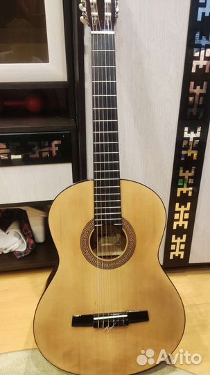 Классическая гитара Hohner HC-06 с чехлом