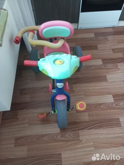 Детский велосипед с ручкой