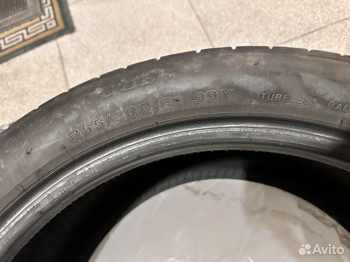 Bridgestone Turanza T005 255/40 R18