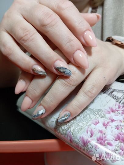 Маникюр, педикюр