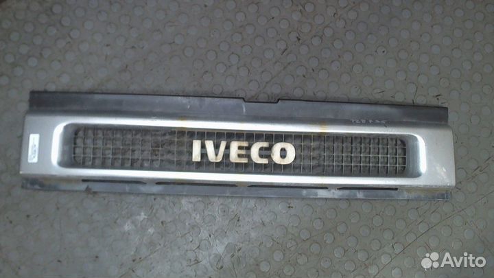 Решетка радиатора Iveco Daily 3, 2000