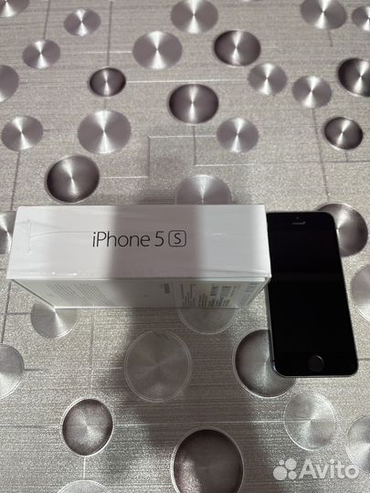 iPhone 5S, 16 ГБ