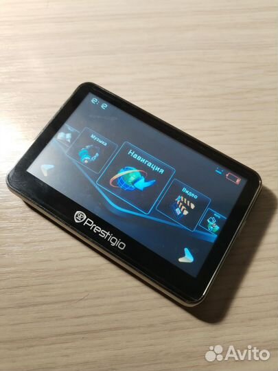 Автомобильный навигатор Prestigio