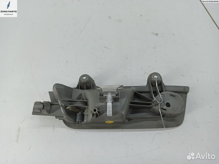 Ручка двери внутренняя передняя правая 8E1837020 на Audi A4 B6 (2001-2004)