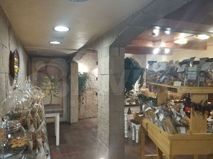 Торговая площадь, 199.9 м²