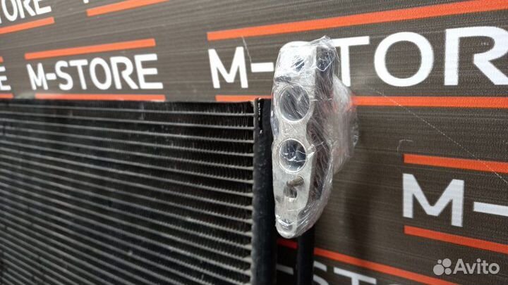 Радиатор кондиционера Bmw X3 E83 N52B25A 2010