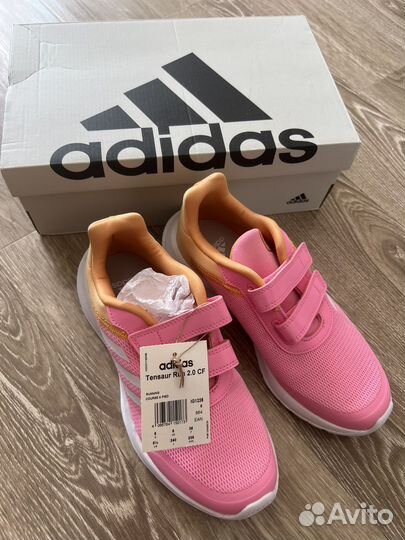 Кроссовки adidas 38