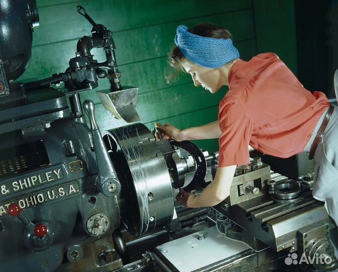 Токарь на завод